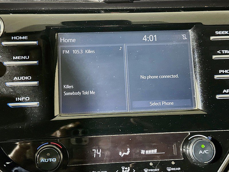 Used 2018 Toyota Camry SE FWD image 14