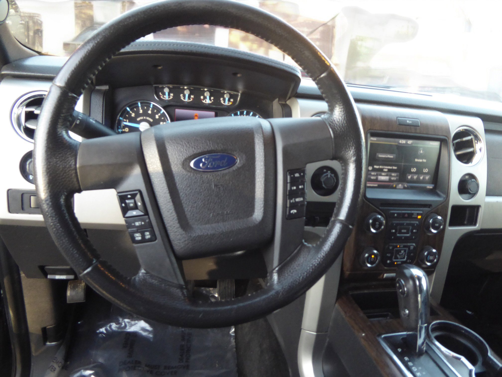 Used 2013 Ford F150 Lariat w/ Luxury Equipment Group image 12