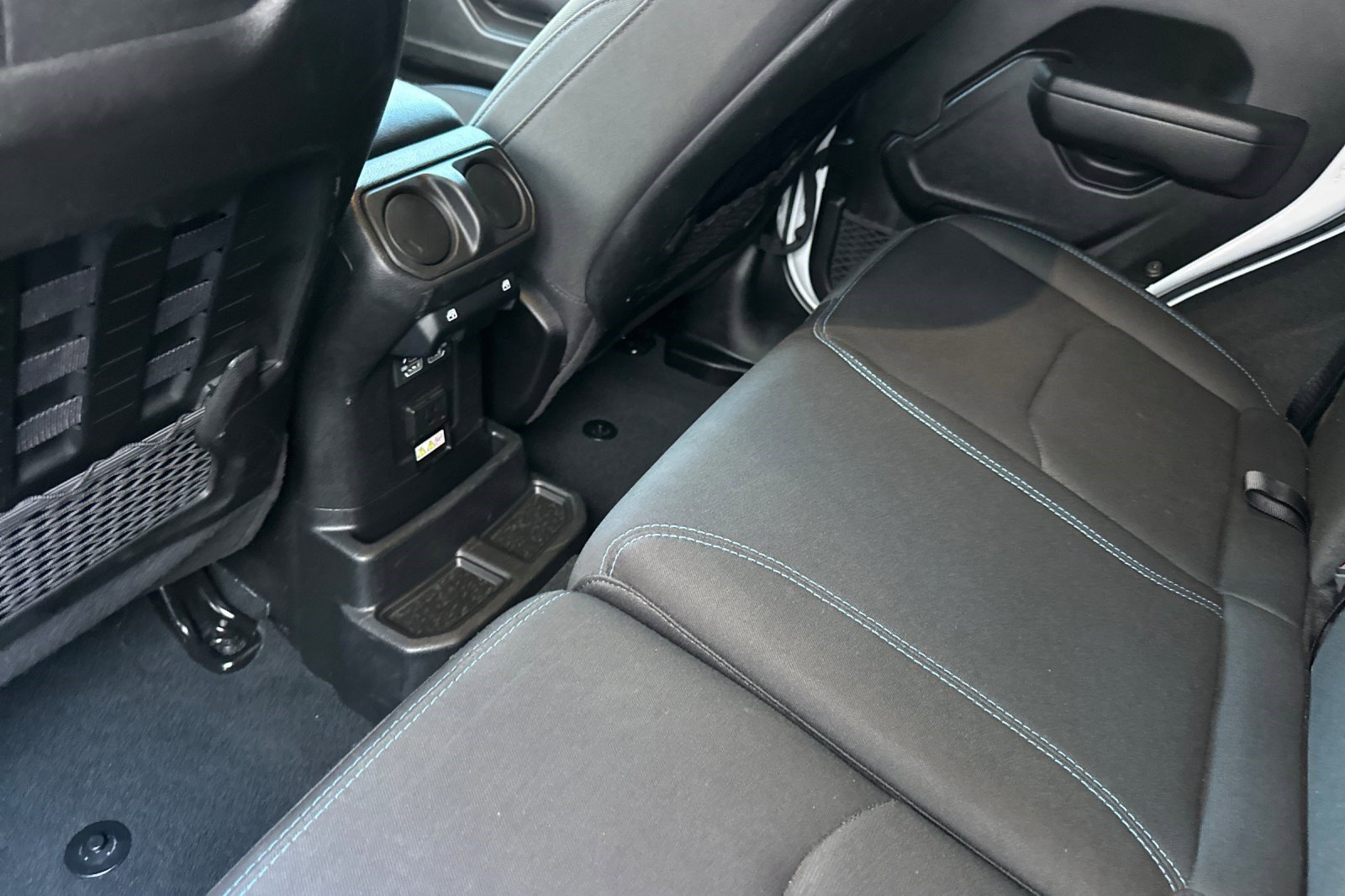 Used 2022 Jeep Wrangler Unlimited Rubicon 4xe image 25