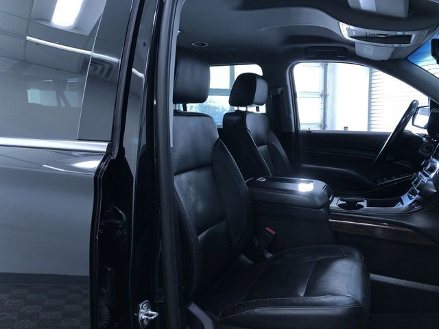 Used 2019 Chevrolet Suburban LT image 16