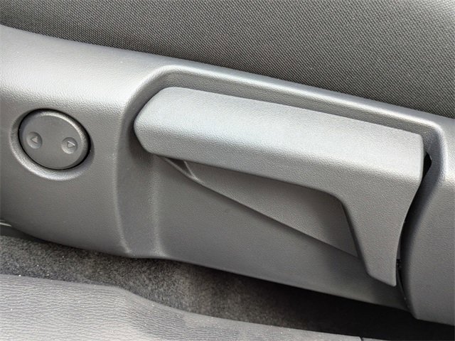 New 2025 Mitsubishi Outlander ES image 22