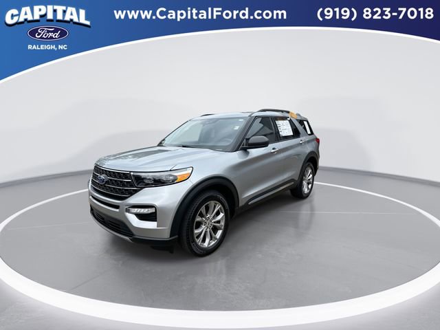 Certified 2023 Ford Explorer XLT w/ Equipment Group 202A image 4