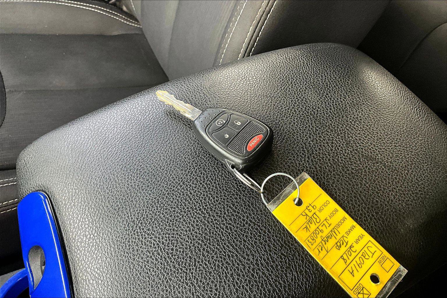 Used 2018 Jeep Wrangler Unlimited Sahara image 11