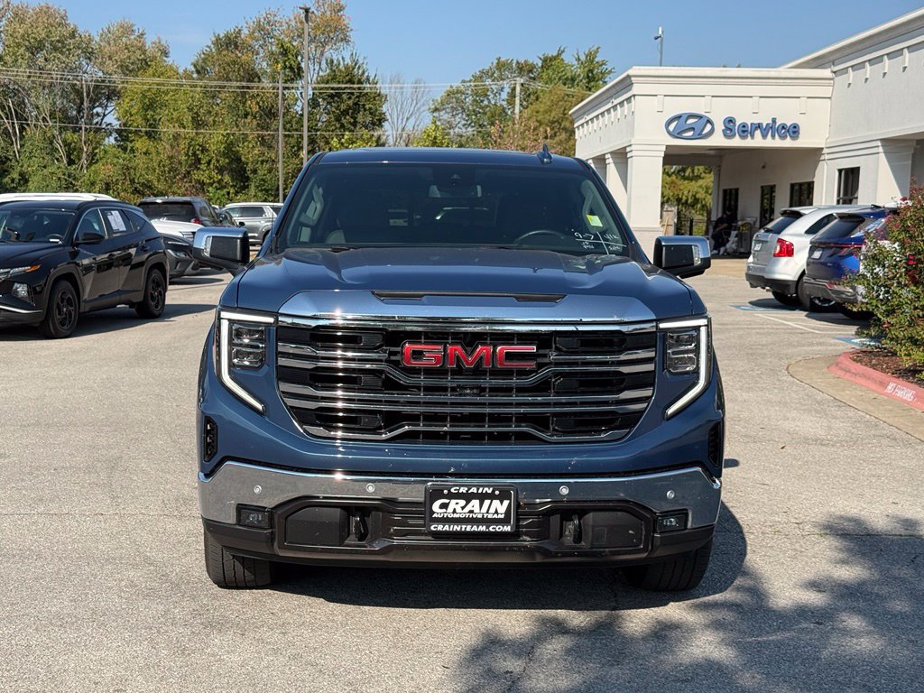 Used 2024 GMC Sierra 1500 SLT w/ SLT Premium Plus Package AWD/4WD image 2