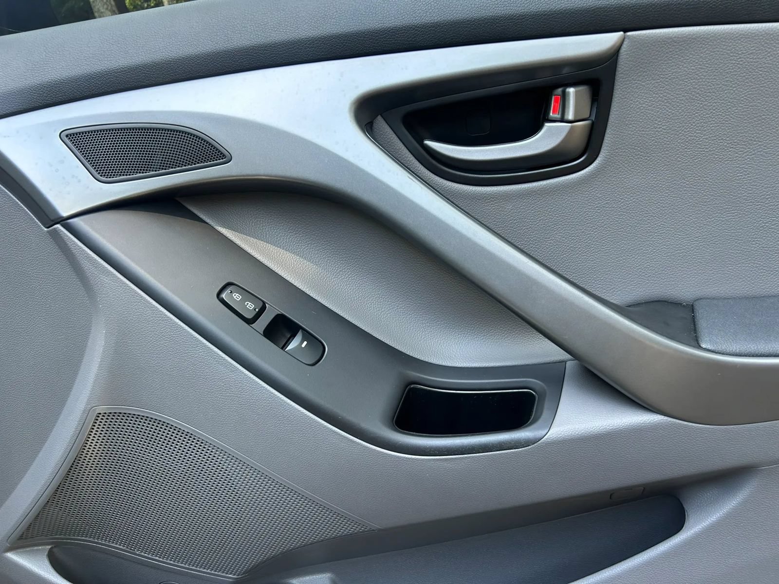 Used 2014 Hyundai Elantra Sport FWD image 14