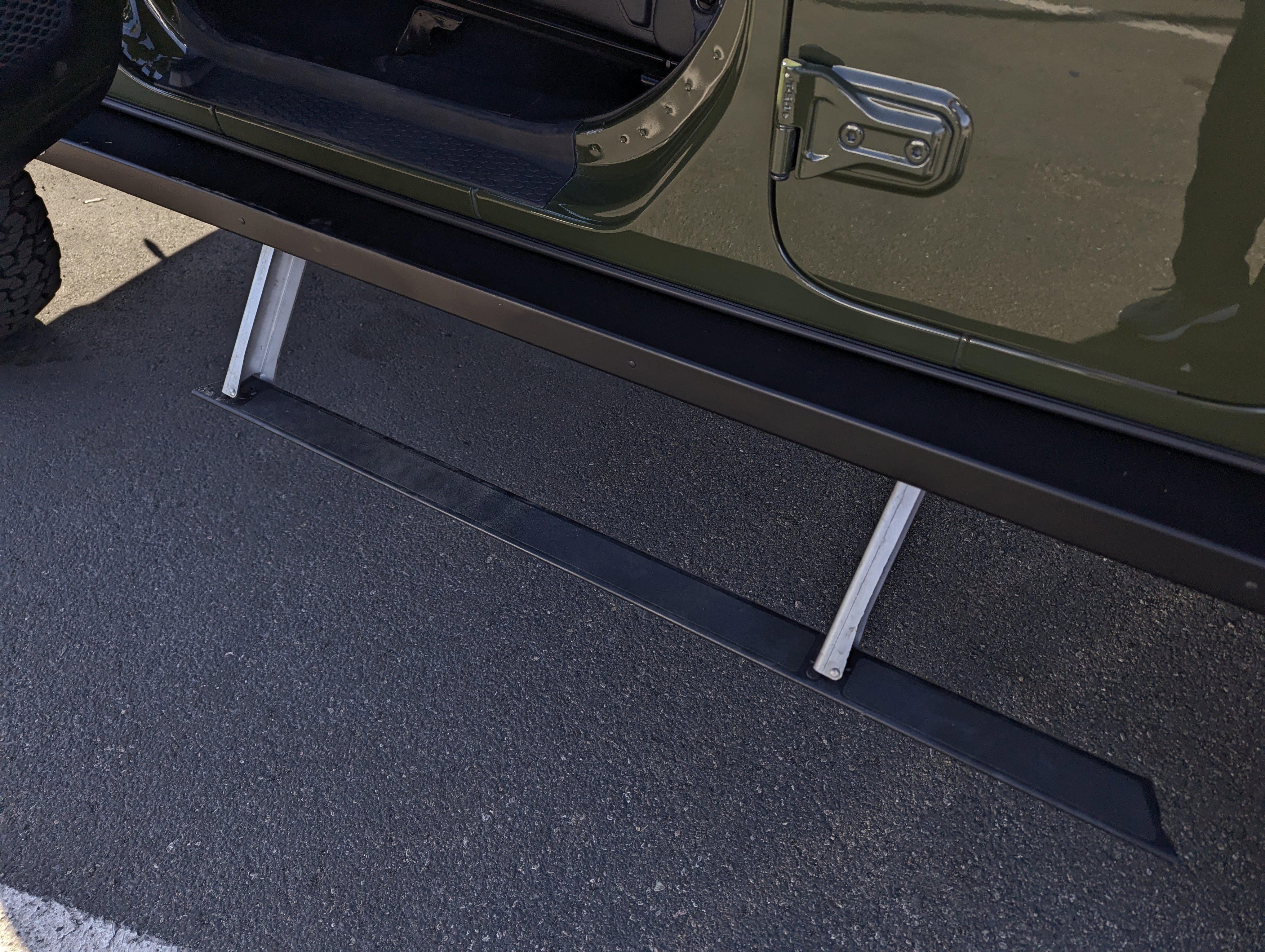 Used 2023 Jeep Wrangler Unlimited Rubicon 392 w/ Trailer Tow Package image 10