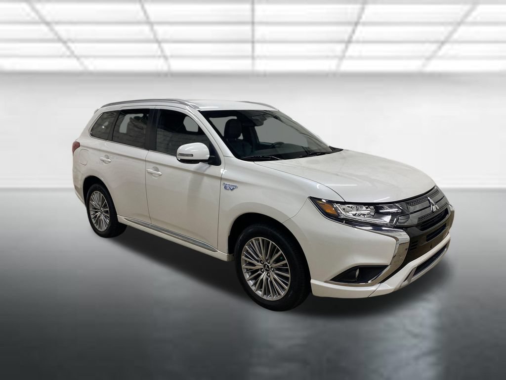 Used 2022 Mitsubishi Outlander SEL AWD/4WD image 2