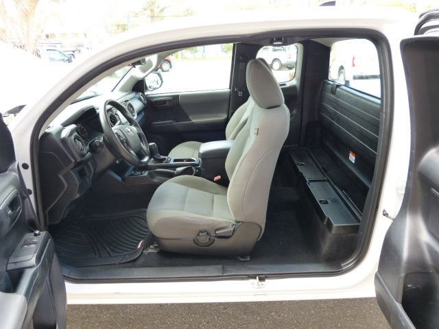 Used 2017 Toyota Tacoma SR image 23
