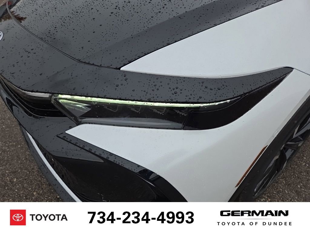 New 2026 Toyota Crown Platinum image 13