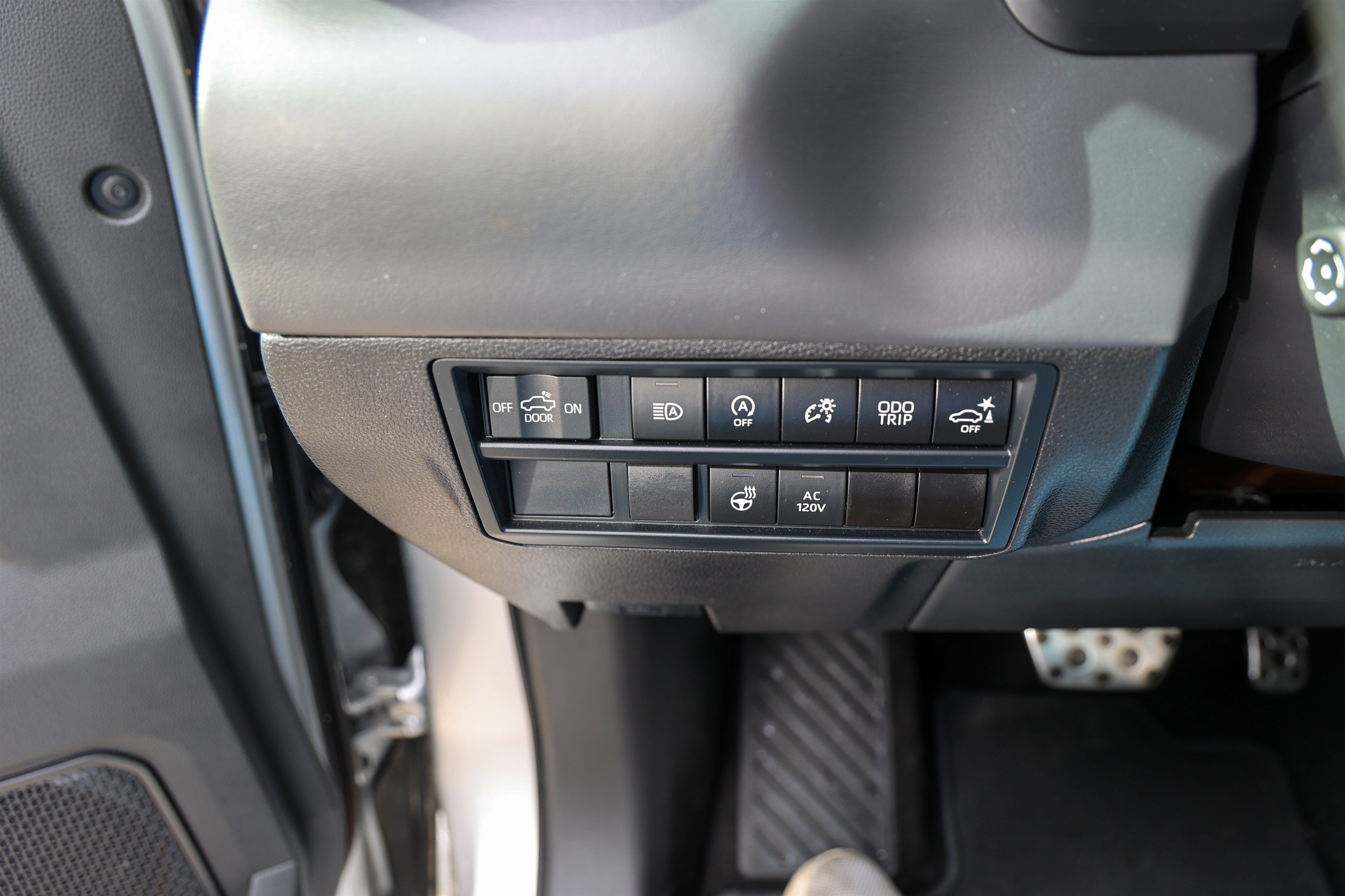 Used 2025 Toyota Tundra Platinum w/ TRD Off-Road Package image 21