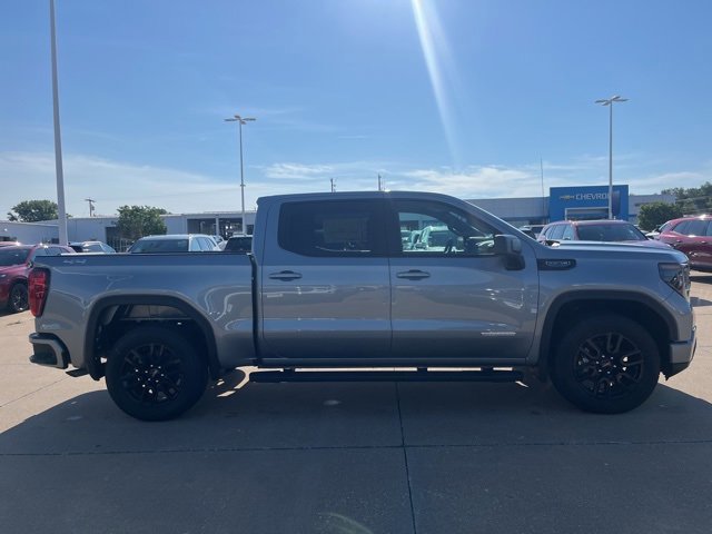 New 2026 GMC Sierra 1500 Elevation image 3