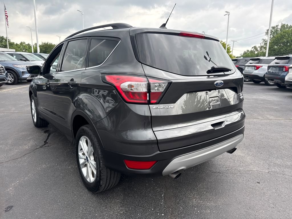 Used 2018 Ford Escape SEL FWD image 9