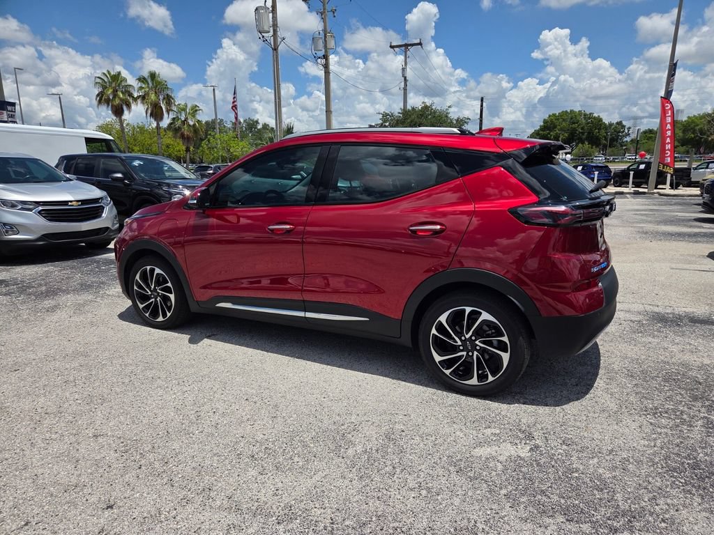 Used 2023 Chevrolet Bolt EUV Premier w/ Super Cruise Package FWD image 10