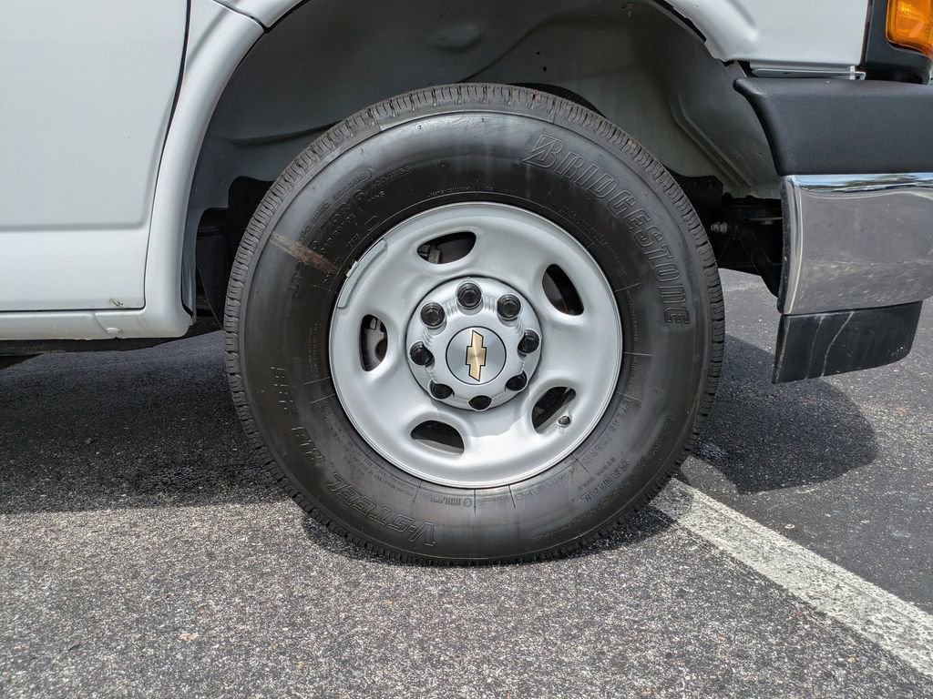 New 2025 Chevrolet Express 3500 w/ Power Convenience Package image 11