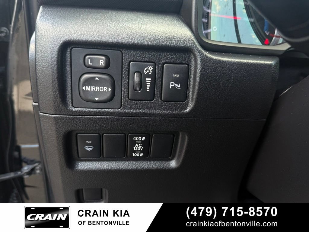 Used 2015 Toyota 4Runner Limited AWD/4WD image 12