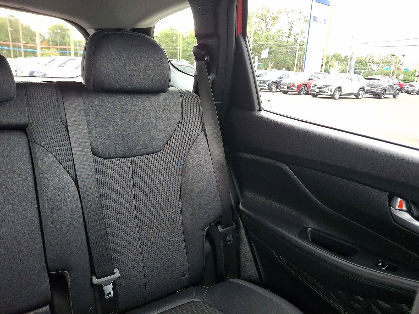 Used 2020 Hyundai Santa Fe SEL image 14