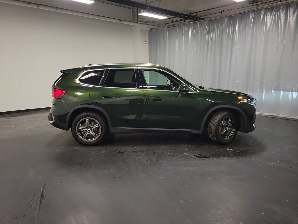 Used 2023 BMW X1 xDrive28i w/ Premium Package image 9