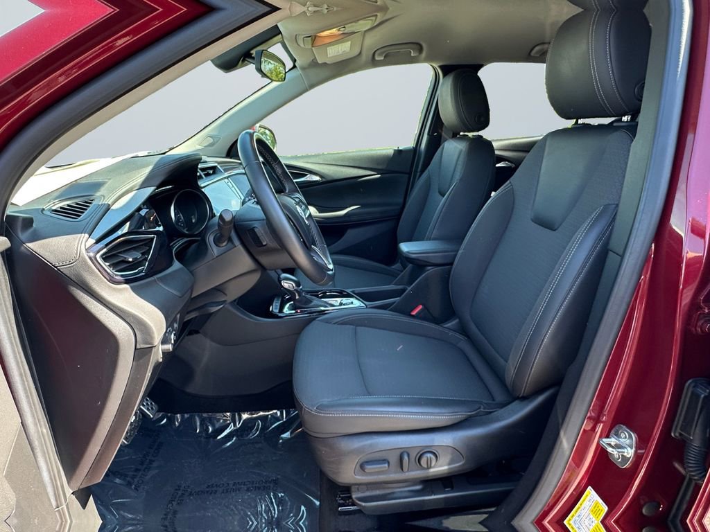Used 2023 Buick Encore GX Select w/ Sport Touring Package FWD image 9
