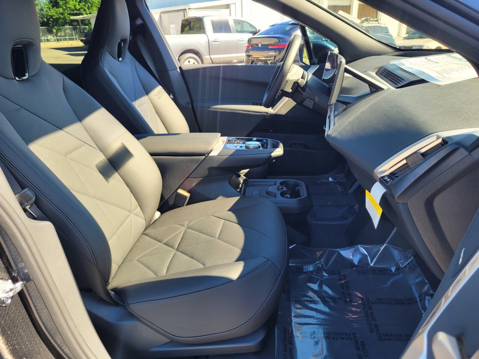 Used 2026 BMW iX xDrive45 image 17