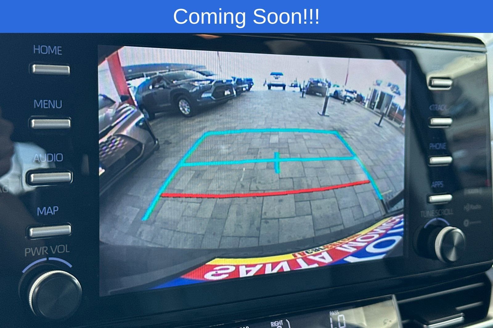 Used 2023 Toyota Sienna XLE image 21