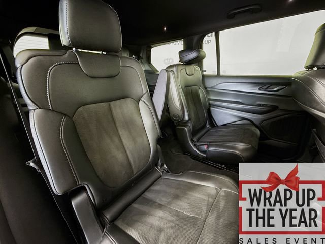 Used 2024 Jeep Grand Cherokee L Laredo image 27