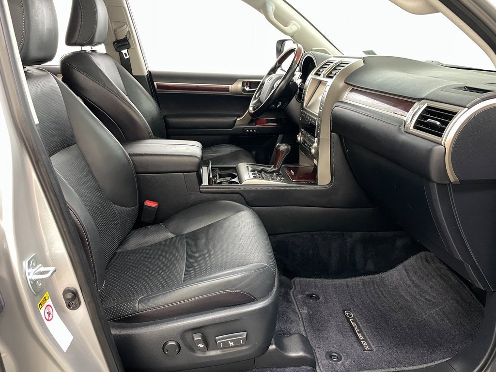 Used 2016 Lexus GX 460 Luxury image 43