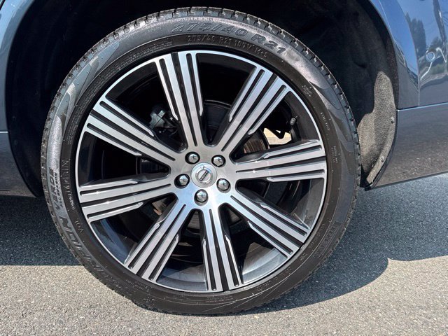 Certified 2024 Volvo XC90 B5 Plus w/ Protection Package Premier AWD/4WD image 9