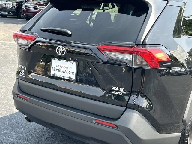 Used 2025 Toyota RAV4 XLE AWD/4WD image 11