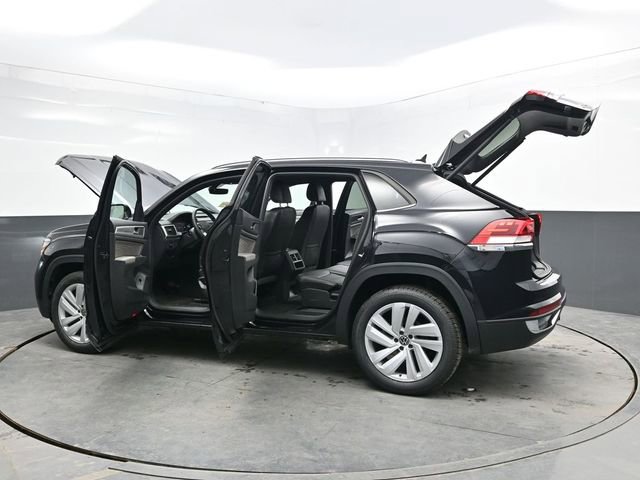 Used 2022 Volkswagen Atlas Cross Sport SE AWD/4WD image 38