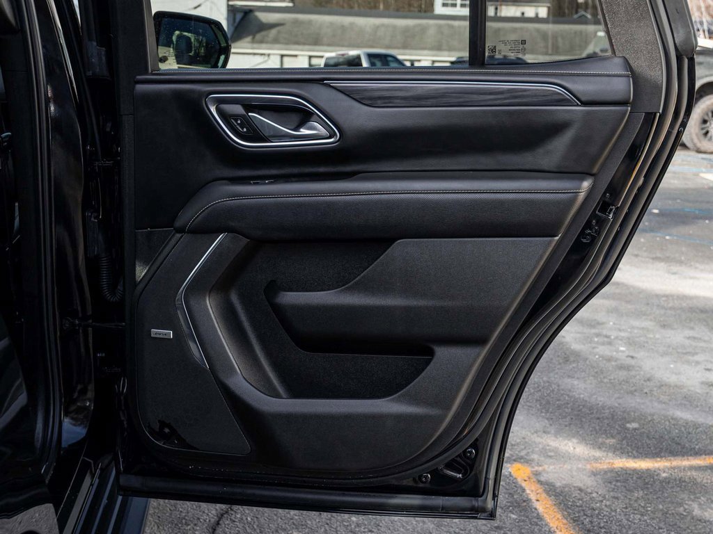 Used 2023 GMC Yukon SLT image 15