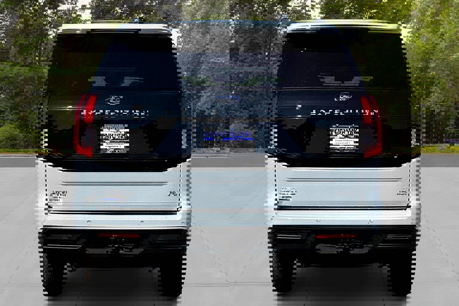 New 2025 Ford Expedition Max Active image 4