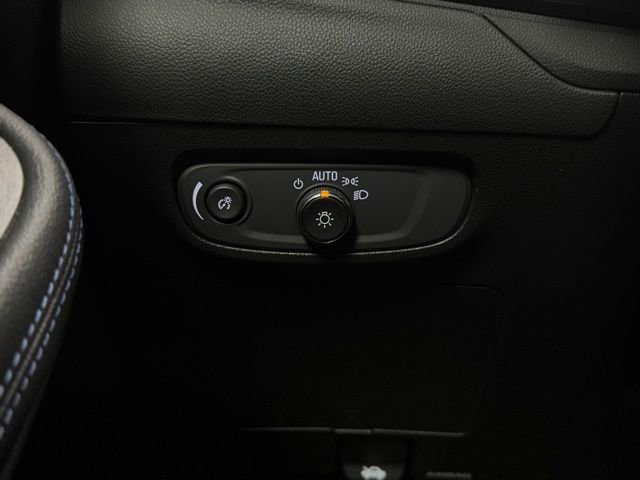 Used 2025 Buick Encore GX Sport Touring image 26