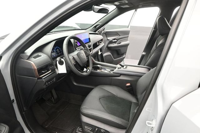 New 2026 Toyota Grand Highlander AWD Hybrid image 4