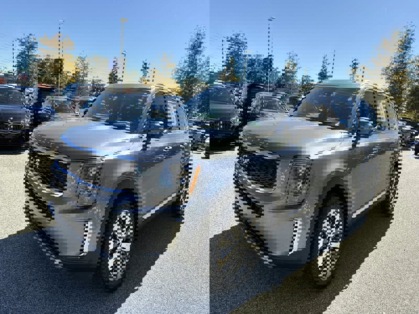 Used 2022 Kia Telluride EX w/ EX Premium Package image 6