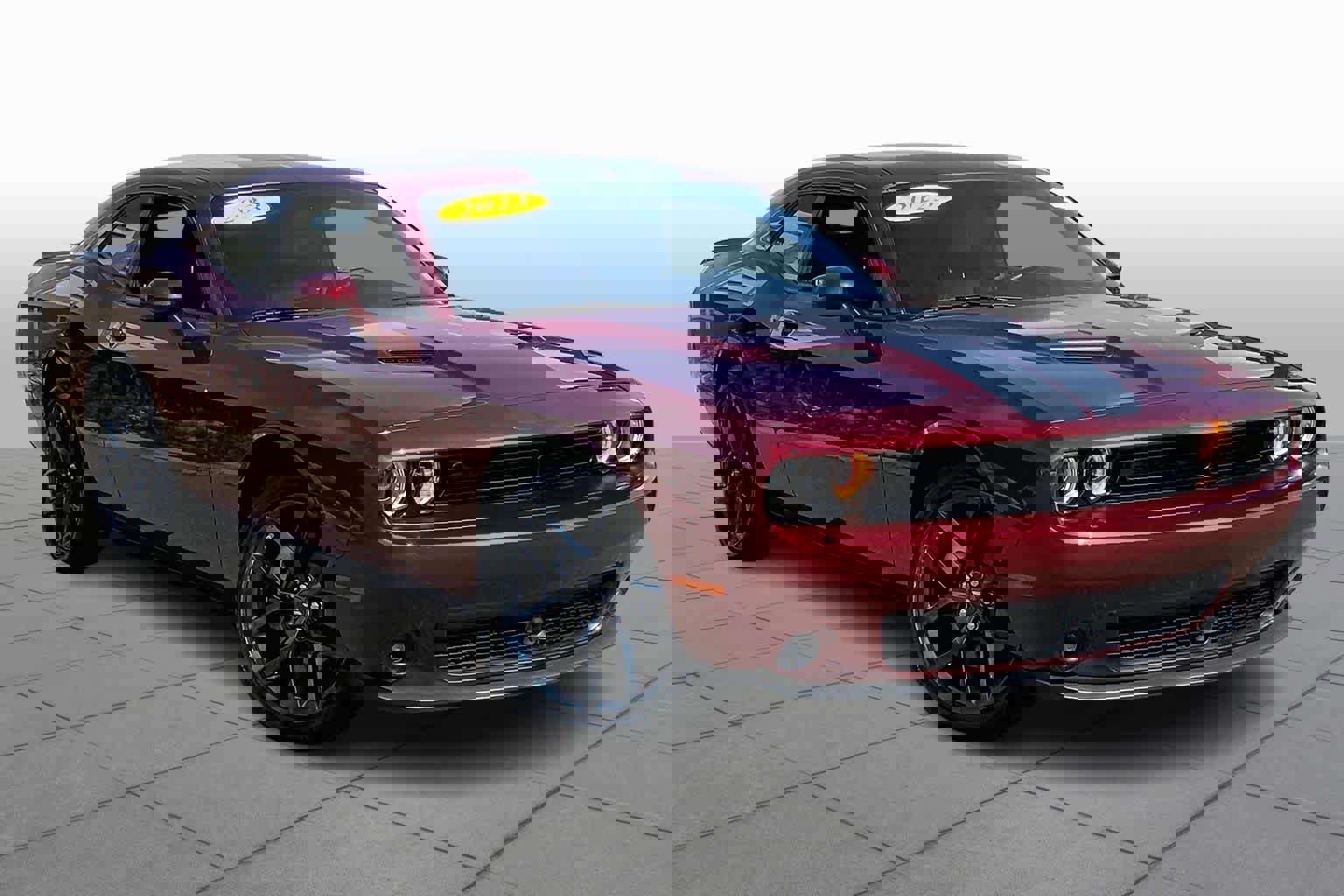 Used 2023 Dodge Challenger SXT w/ Plus Package image 3