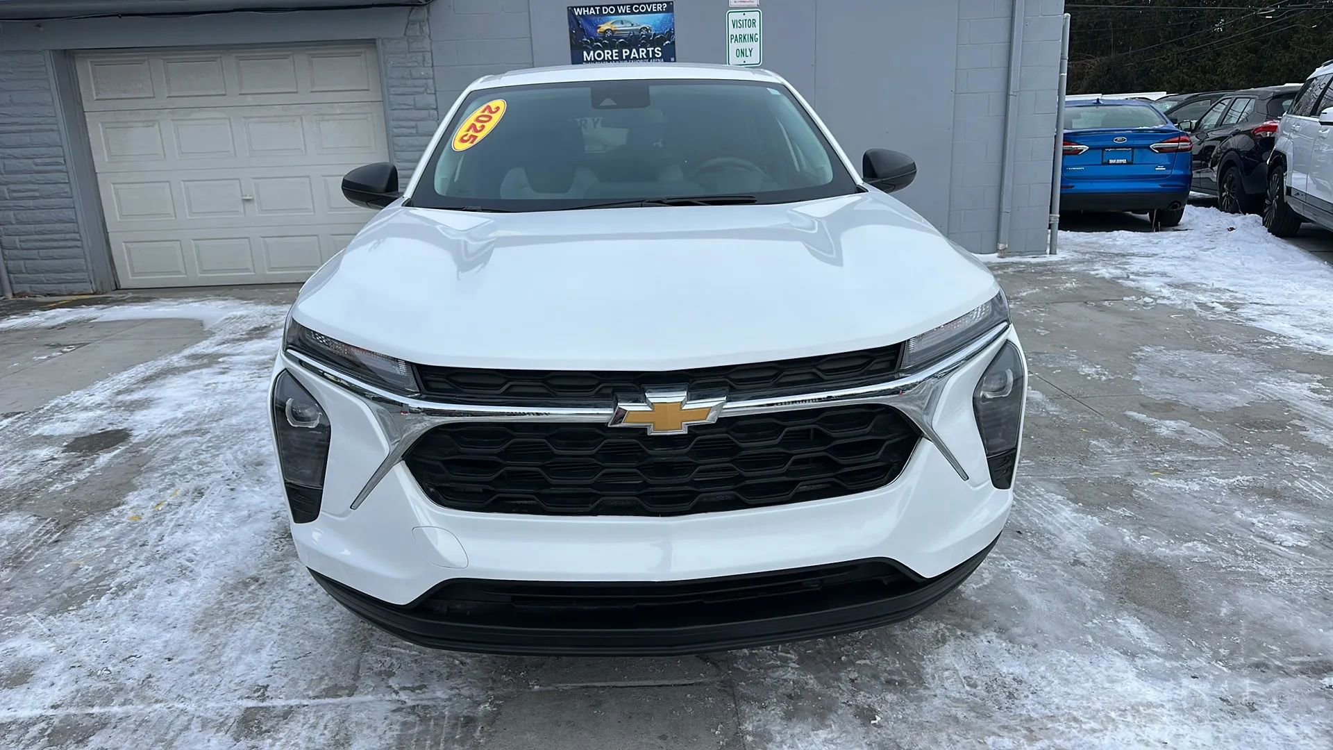 Used 2025 Chevrolet Trax LS image 2