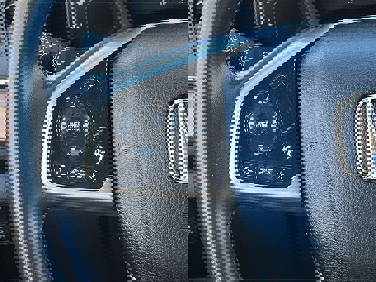 Used 2020 Honda CR-V EX-L image 12