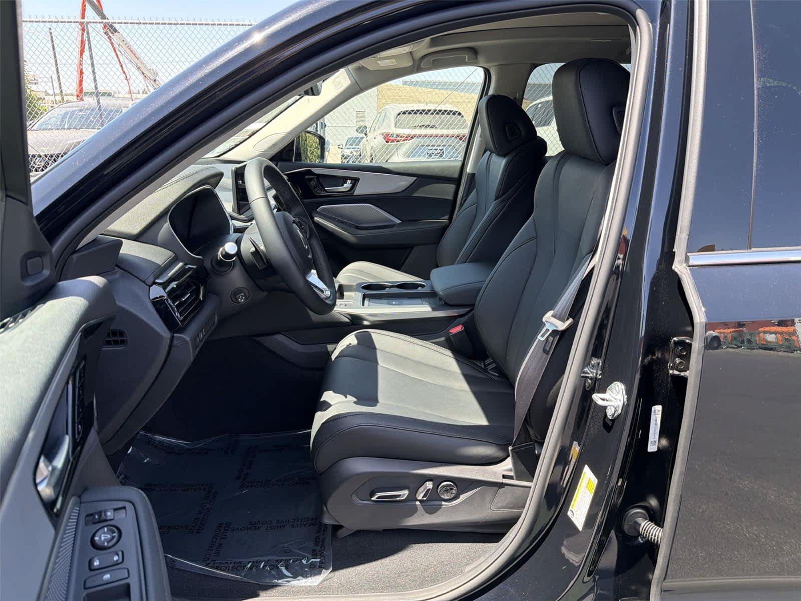 Certified 2026 Acura MDX SH-AWD image 12