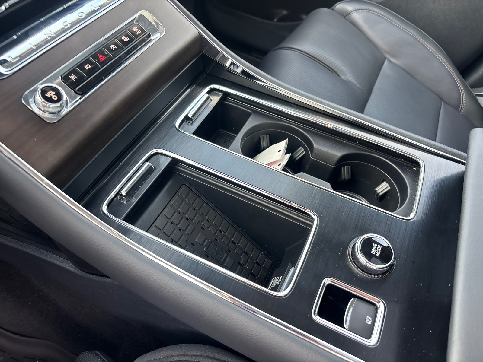 New 2026 Lincoln Aviator Reserve AWD/4WD image 23