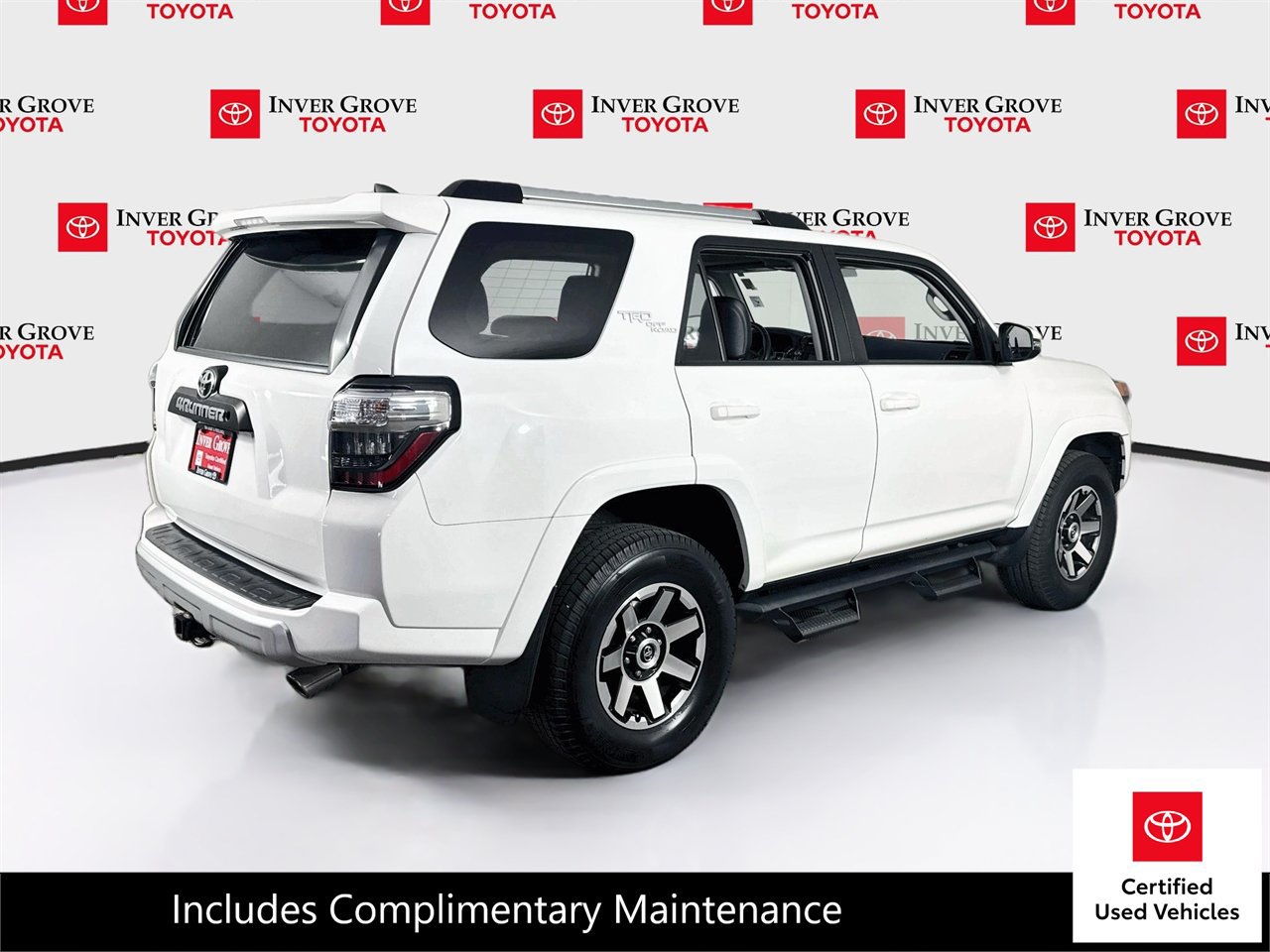Used 2018 Toyota 4Runner TRD Off-Road Premium AWD/4WD image 5