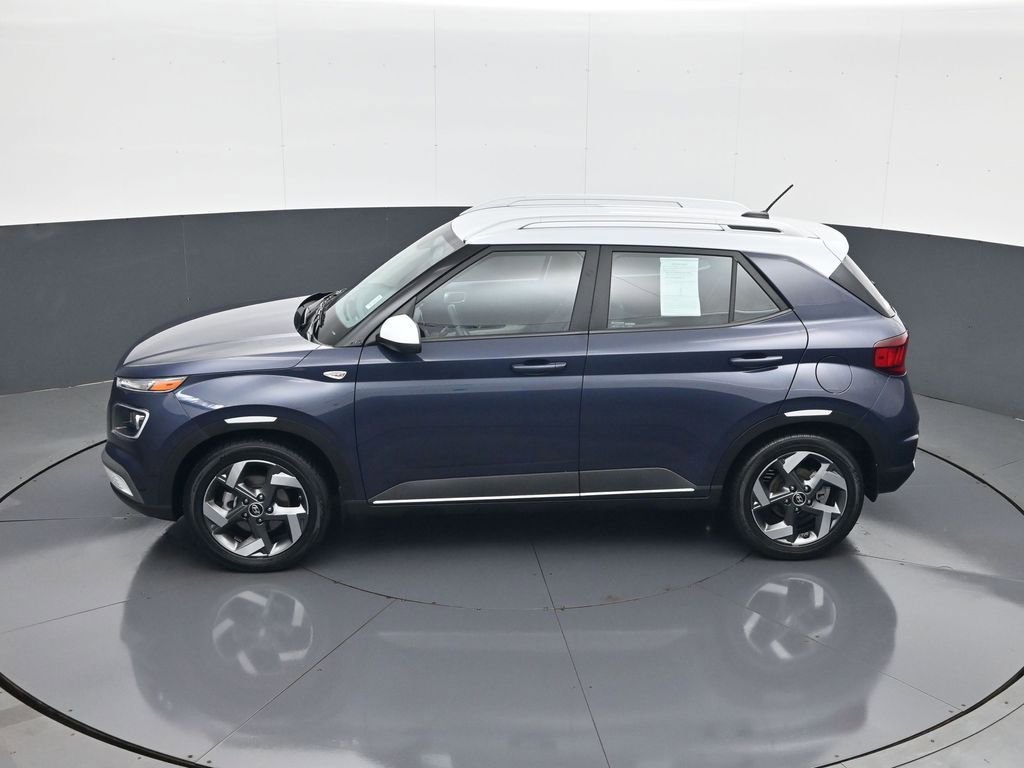 Certified 2023 Hyundai Venue Limited w/ Cargo Package image 20