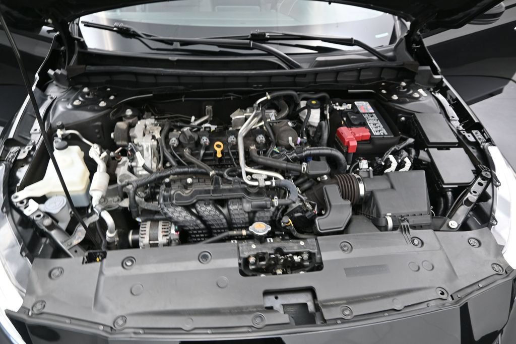 Used 2022 Nissan Altima 2.5 SL FWD image 12