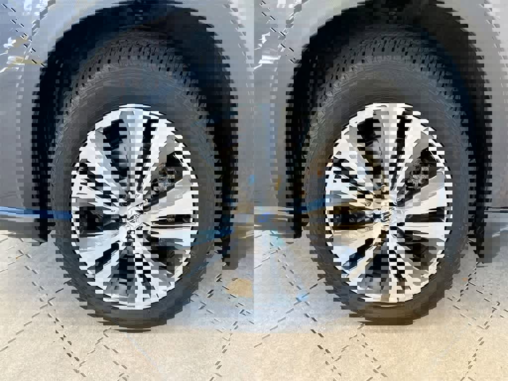 Used 2019 Subaru Ascent Limited image 13