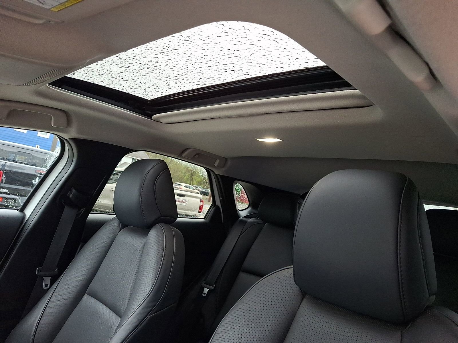 Used 2021 MAZDA CX-30 AWD 2.5 S w/ Premium Package image 14