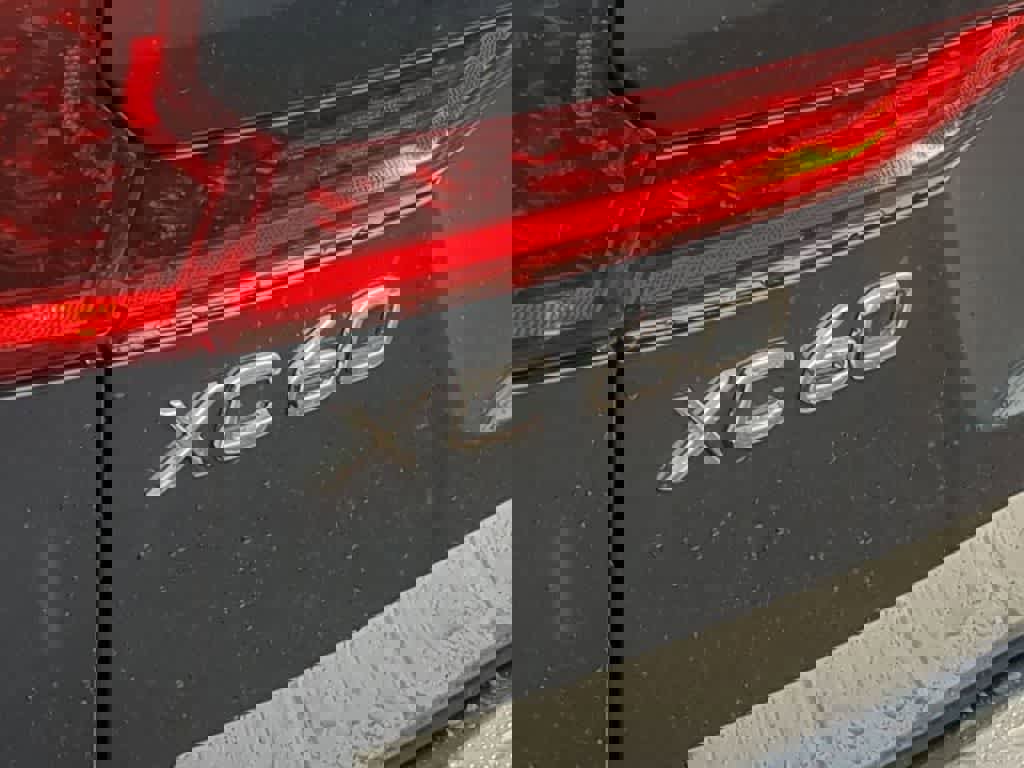 Used 2026 Volvo XC60 B5 Plus w/ Protection Package Premier image 12