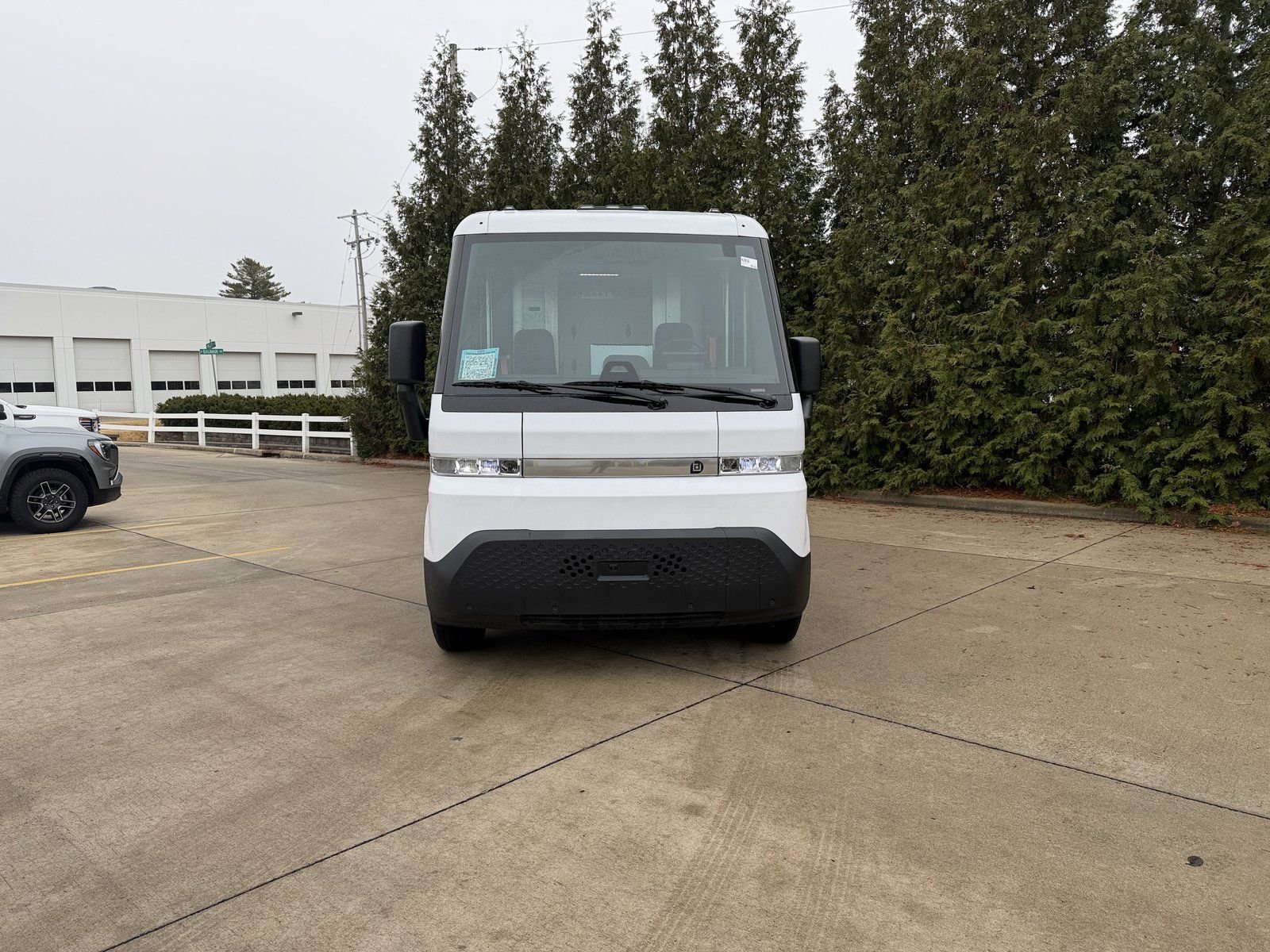 Used 2024 Chevrolet Brightdrop 400 w/ Commercial Equipment Package AWD/4WD image 5