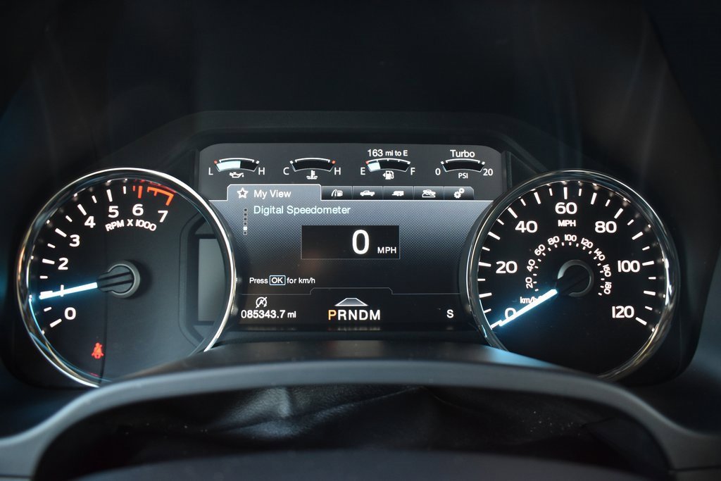 Certified 2019 Ford F150 Lariat w/ Equipment Group 502A Luxury image 11