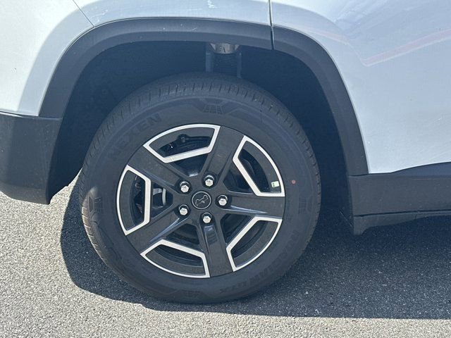 New 2026 Jeep Cherokee Laredo image 18