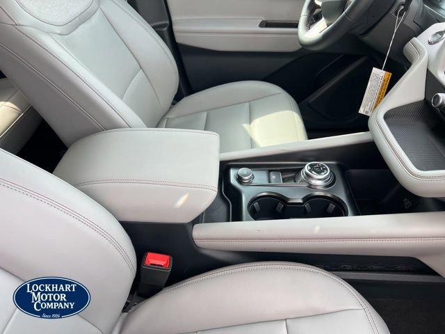 New 2026 Ford Explorer Active image 38