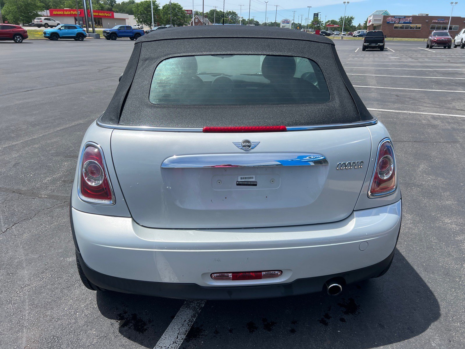 Used 2012 MINI Cooper Convertible FWD image 3